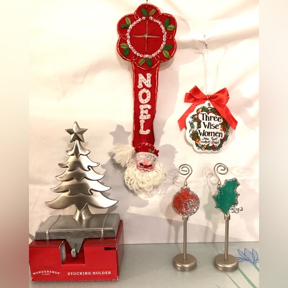 6 Christmas door hanger, NEW stocking holder & jingle bells, 2 pic holders, poem - Picture 1 of 6